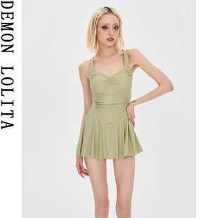 游泳衣女2025新款 连体遮肚显瘦保守高级感泡温泉度假泳衣女 爆款