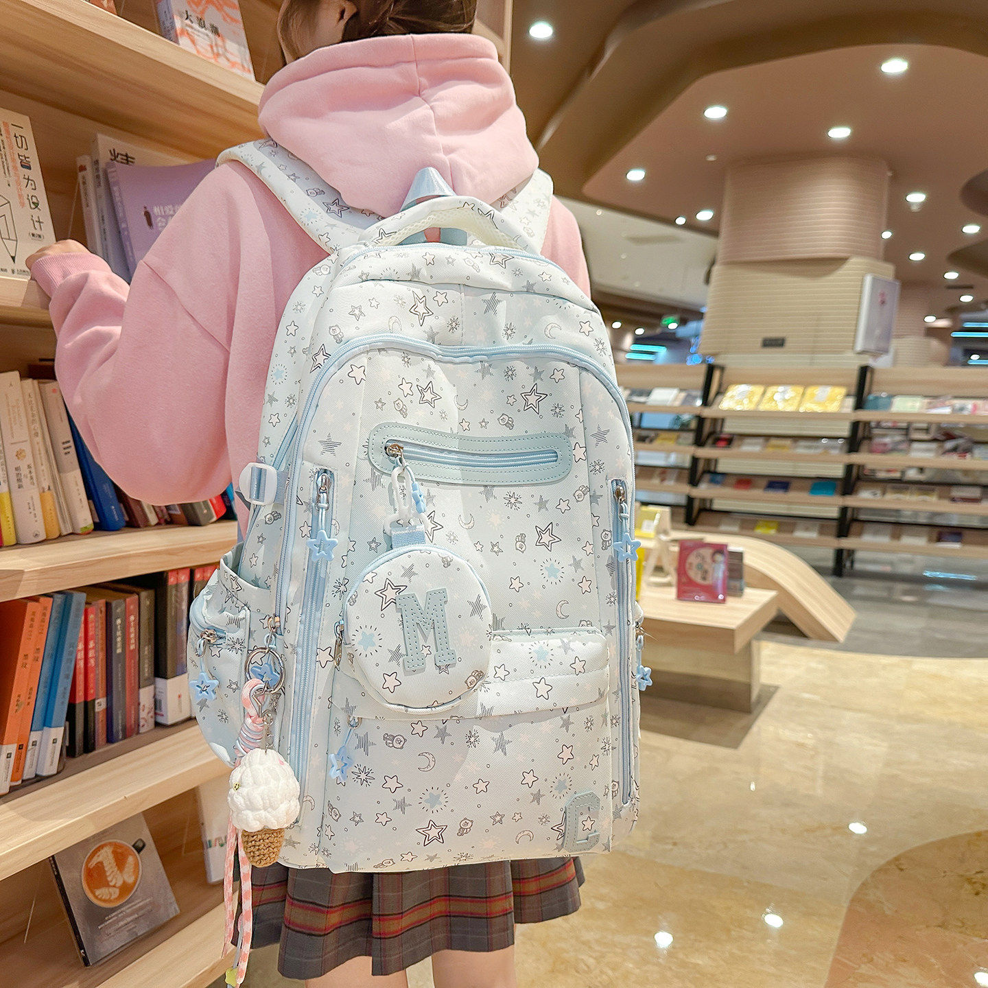 专柜书包女大学生高中生新款中学生百搭简约双肩大容量减负逛背包