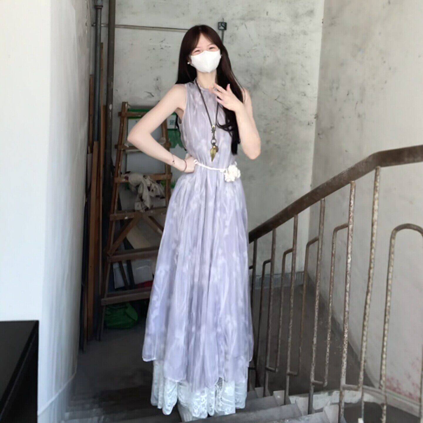 专柜特别漂亮掐腰裙子温柔风独特超好看紫色无袖背心连衣裙2026年