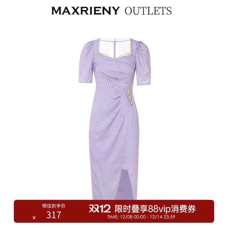 复古波点连衣裙，抽褶设计修饰身形