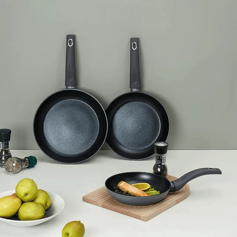 乐扣乐扣经典系列煎锅24cm不粘平底锅煎蛋牛排燃气电磁炉通用,厨房/烹饪用具,煎锅/平底锅,淘宝优惠券,粉丝福利购,淘宝优惠卷