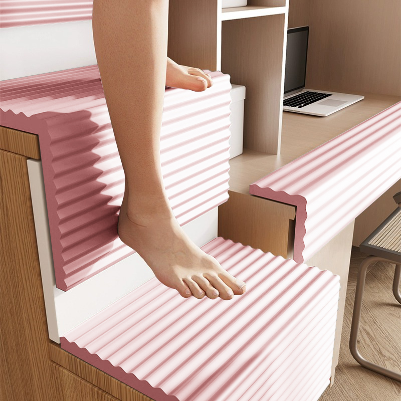 榻榻米楼梯踏步垫防撞条楼梯脚踏垫高低床防滑海绵贴自粘梯子软包