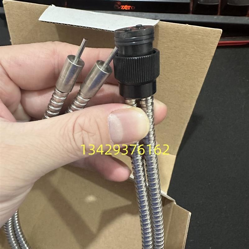 原装巴鲁夫BFO001Z BFO 18A-LGG-MZG-10-0,5全新光纤放大器现询价