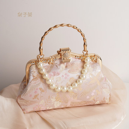 新中式中国风手提包女搭配穿旗袍的包汉服小包包2026新款斜挎婚包