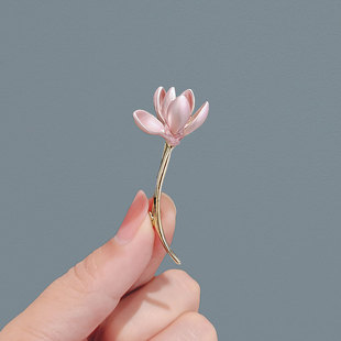 中国风立体荷花胸针新款 时尚 女气质百搭花朵领针别针胸花衣服配饰