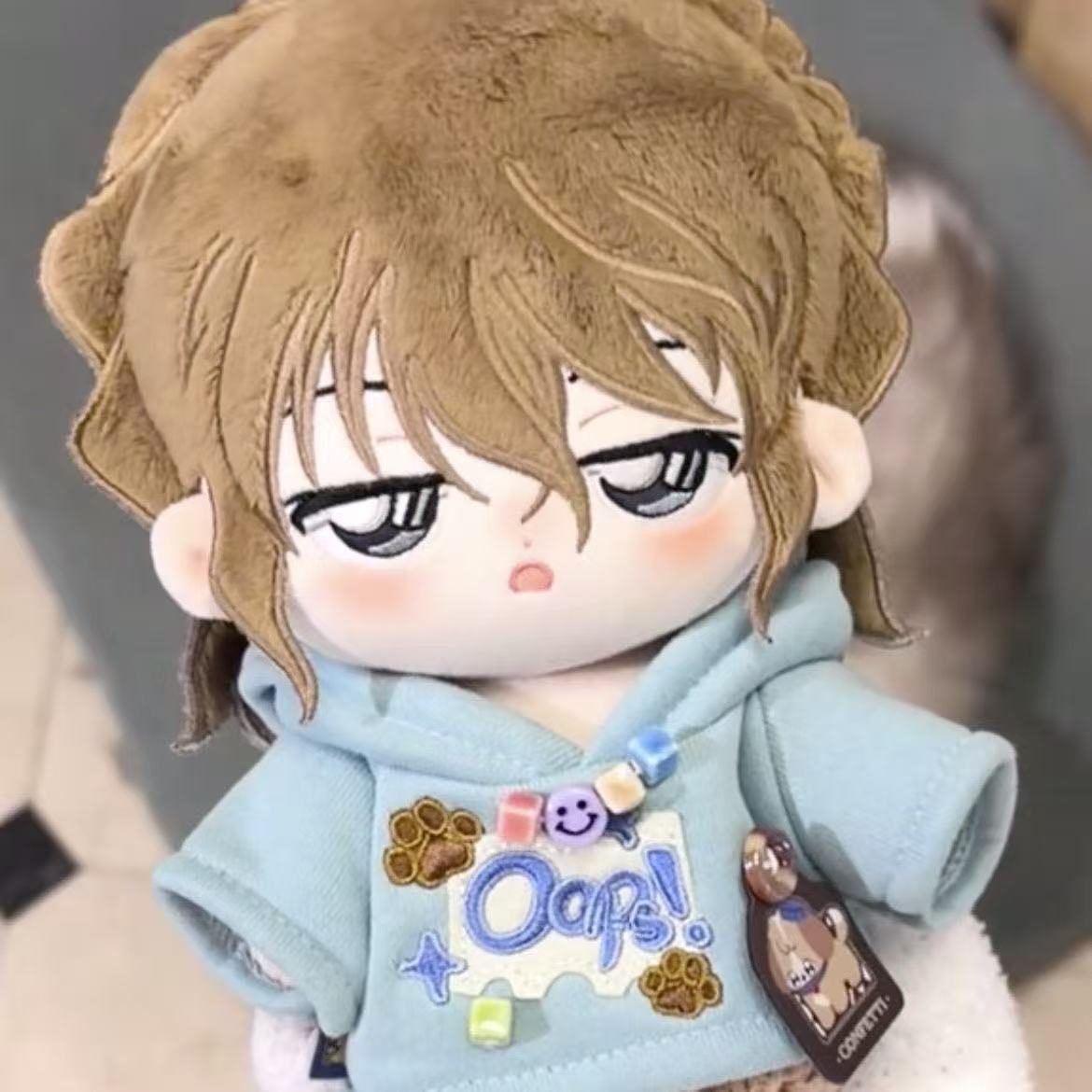 可爱俏皮20cm湿发哀属性毛绒娃娃