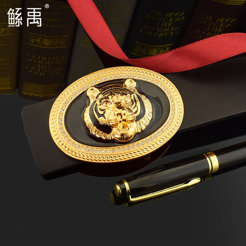 霸气老虎头铜扣皮带男士真皮正品高档腰带男年轻人个性时尚西裤带