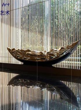 大型抽象玻璃钢金色花瓣花朵造型雕塑售楼部营销中心楼梯间艺术品