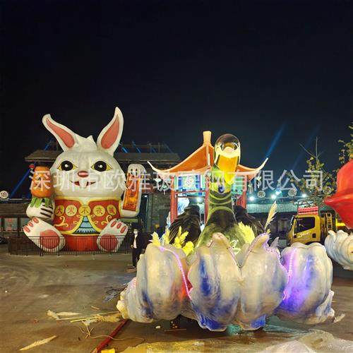 米大型万圣节巡游花车玻璃钢雕塑发光主题彩车游园花车餐车美陈