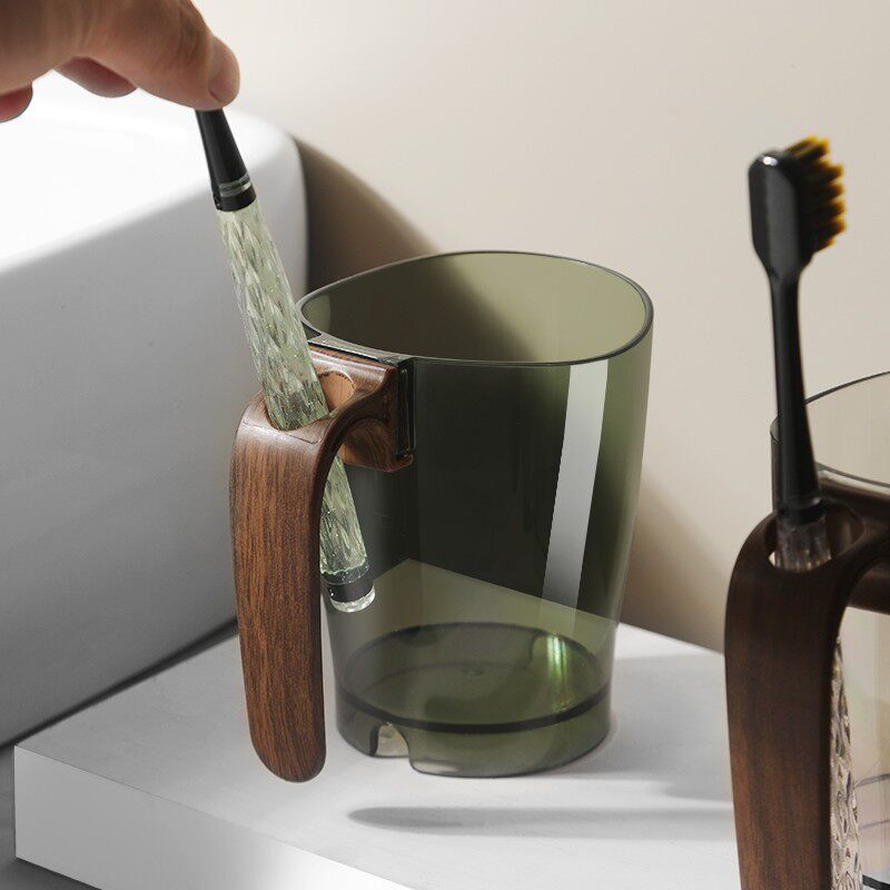 日本漱口杯轻奢高颜值洗漱杯情侣牙具牙缸家用学生宿舍新款牙刷杯