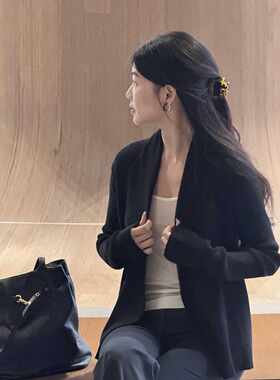 港风气质黑色针织开衫女秋季薄款外套叠穿外搭纸片人上衣老钱风