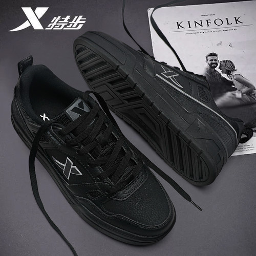 特步男鞋2025冬季低帮板鞋潮流时尚休闲鞋小白鞋正品皮面运动鞋男