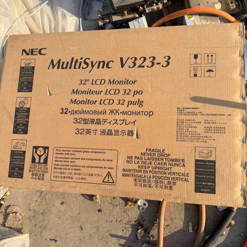 议价显示器，NECV323-3，共6台，