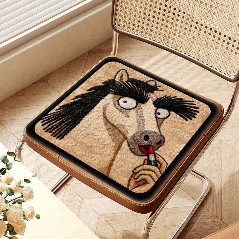 创意搞怪卡通马图案天鹅绒柔软椅垫办公室宿舍学生椅子毛绒椅垫,居家布艺,椅垫,淘宝优惠券,粉丝福利购,淘宝优惠卷