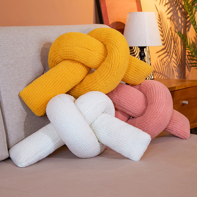 毛绒玩具抱枕客厅异形靠枕