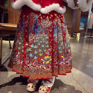 女童马面裙冬装2025新款儿童新中式国风半身裙女孩明制织金汉服裙