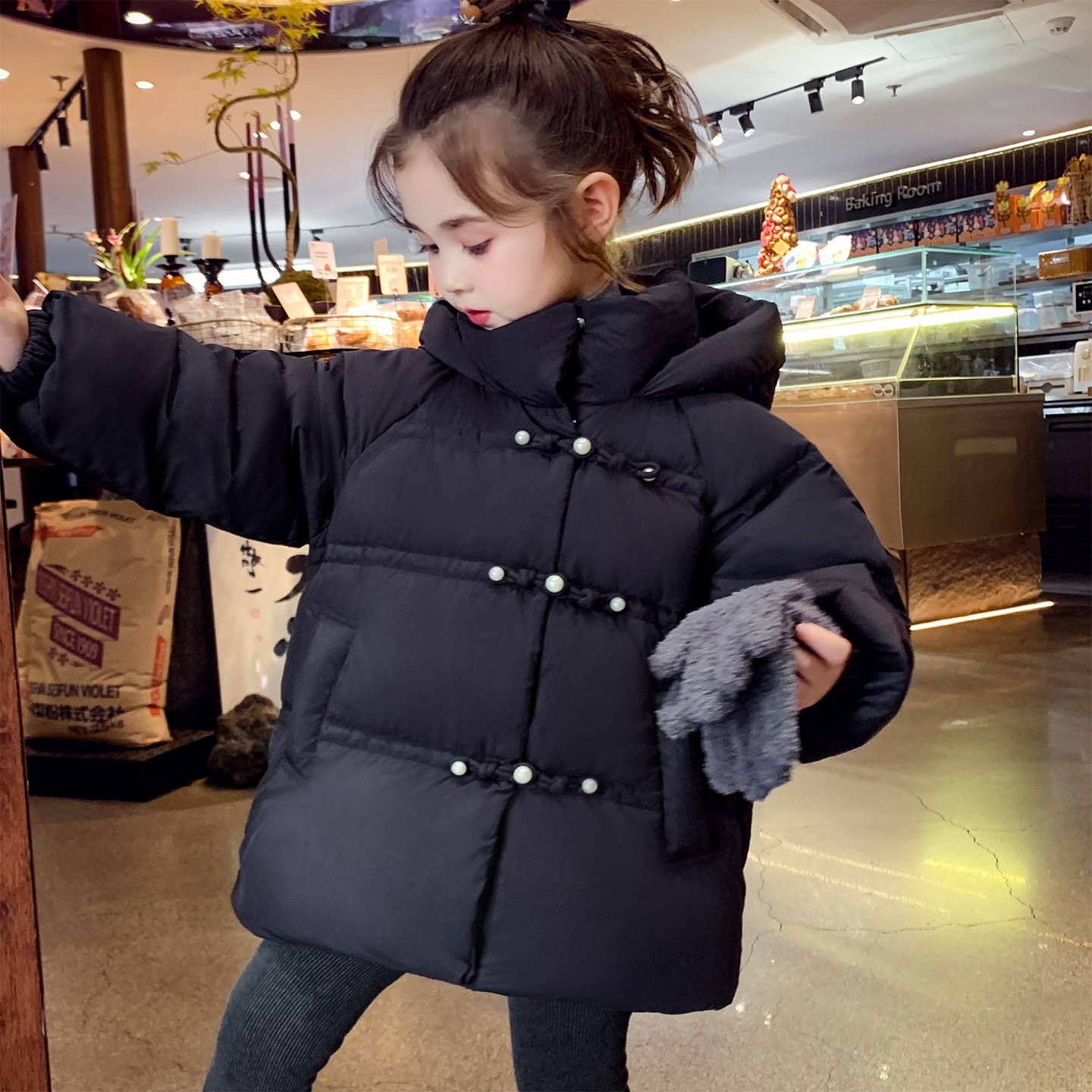 女童保暖白鸭绒羽绒服