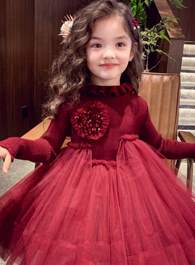 女童新年红色针织长袖连衣裙冬装2025新款拜年服网纱拼接毛衣裙子