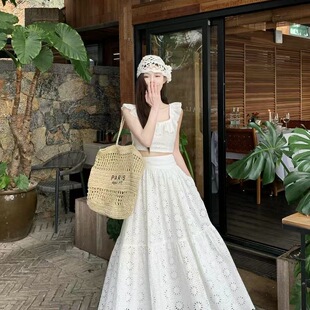 海边度假风裙子套装女法式气质蕾丝镂空衬衫夏季高腰半身裙两件套