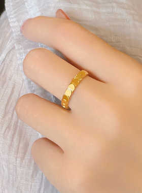 轻奢时尚小众金色鱼鳞保色戒指