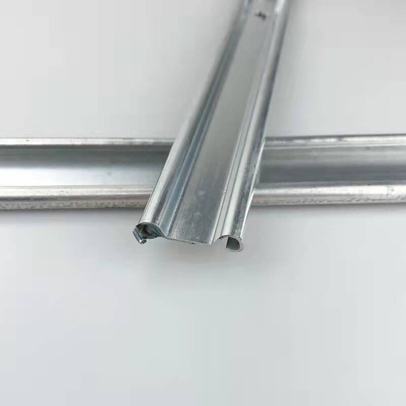 挡烟垂壁配件夹板 镀锌材料防火阻燃耐高温 柔性固定式挡烟垂壁