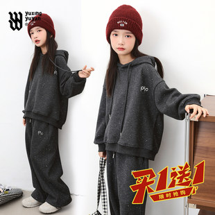 女童加绒连帽卫衣套装2026冬季新款中大儿童超好看韩版冬装两件套