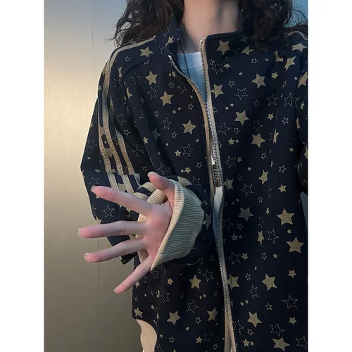 美式复古星星满印外套OOTD