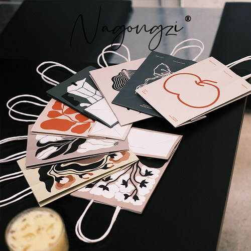 毕加索抽象奶茶咖啡烘焙打包袋手提袋甜品牛皮纸袋手提袋防水纸袋