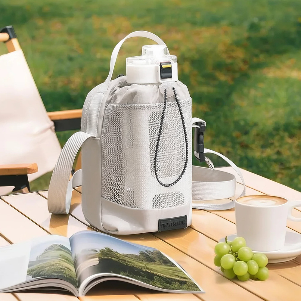 新款大容量户外便携水杯袋防水斜挎束口水壶包旅行手机收纳包