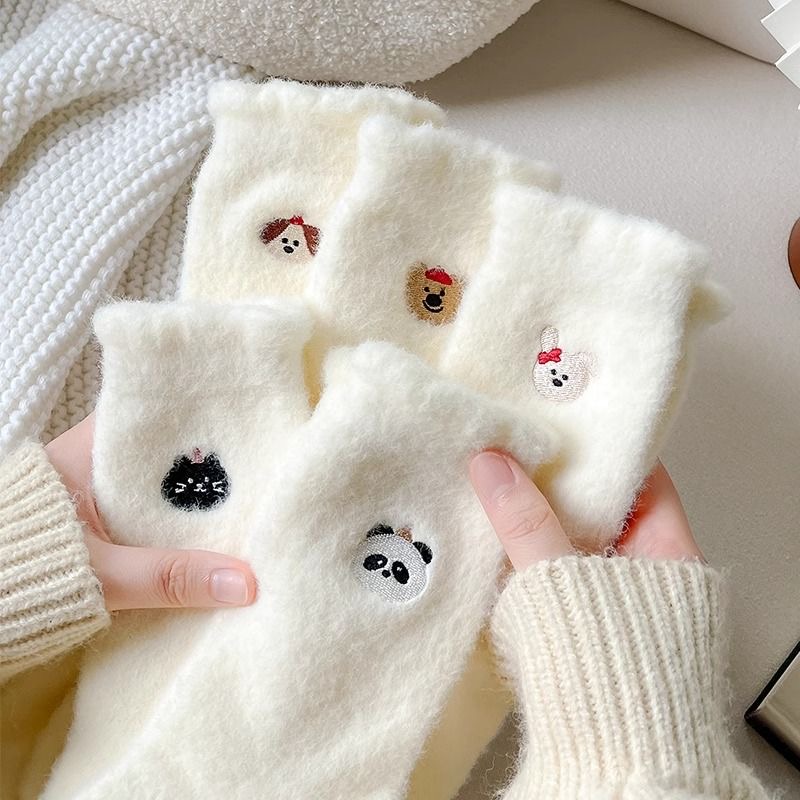 韩版中筒冬款毛绒绒袜子加绒加厚