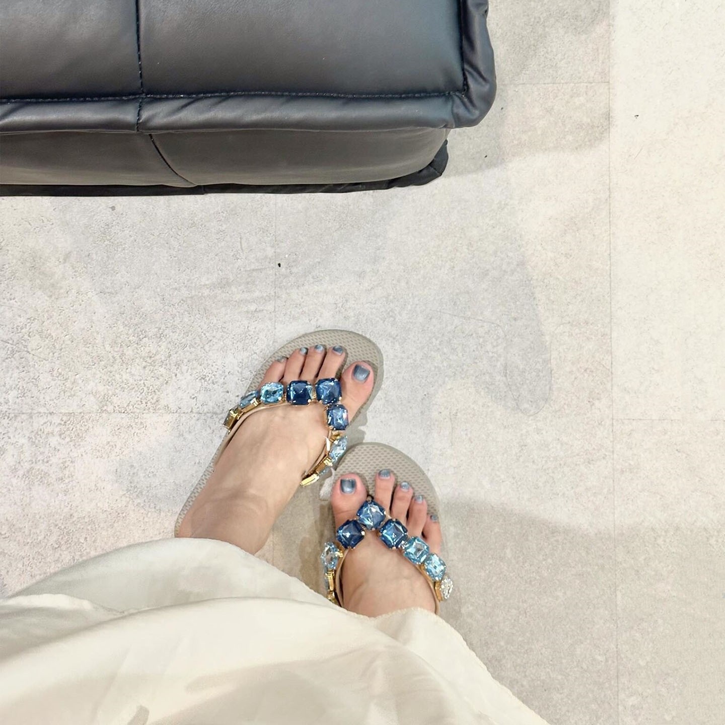 水钻人字拖夹趾拖外穿坡跟防滑大方糖平底夹脚方钻纯色沙滩人字拖,女鞋,其他拖鞋,淘宝优惠券,粉丝福利购,淘宝优惠卷