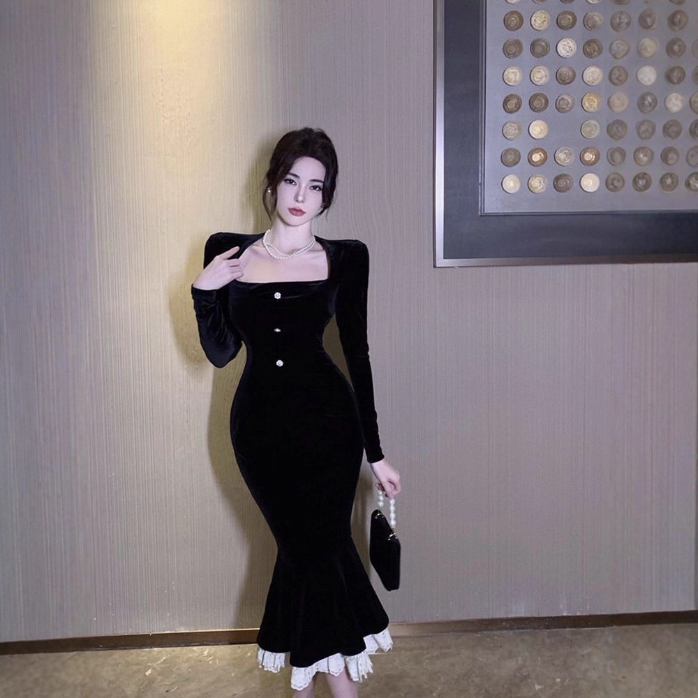 法式方领黑色鱼尾连衣裙女冬季复古温柔修身丝绒包臀裙气质长裙子,女装/女士精品,连衣裙,淘宝优惠券,粉丝福利购,淘宝优惠卷