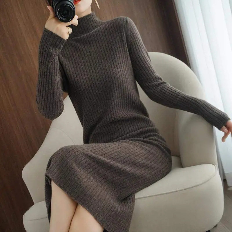 日常简约通勤风半高领套头加厚打底内搭毛衣针织配大衣连衣裙女红