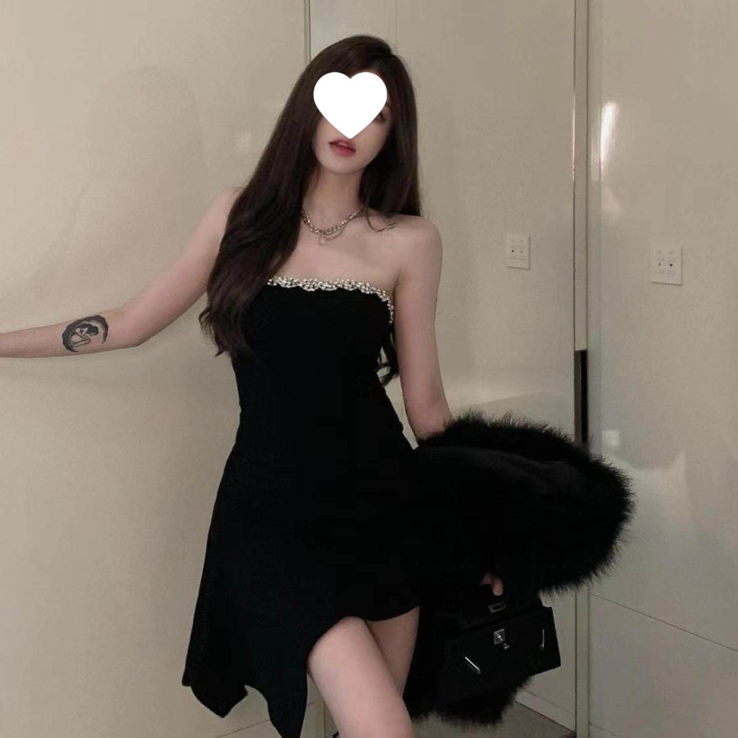 抹胸连衣裙春款复古包臀小黑裙女