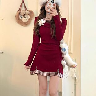 辣妹圣诞红色格子荷叶连衣裙长袖针织冬季新款收腰显瘦短裙裙子