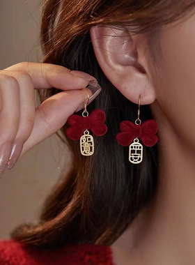 秋冬红色毛绒蝴蝶结无耳洞耳夹平安如意新年喜庆耳环个性独特耳饰