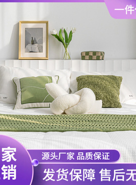 9LA3现代简约样板间床旗抱枕组合绿色压褶绗棉酒店民宿装饰床