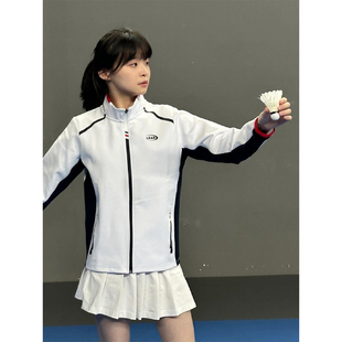 临典白色绝美羽毛球服外套女2025秋季新款宽松休闲运动训练大赛服