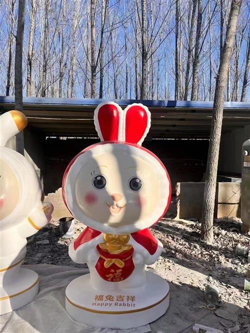 定制卡通雕塑超级小飞侠乐迪玻璃钢雕塑机器人商场动漫人物摆件商