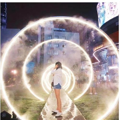 圆环立体不锈钢水雾门景观婚礼烟雾门唯美走秀场景雾化门钣金雕塑