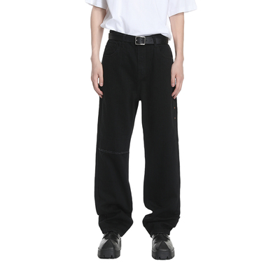 黑色毛边钉扣设计牛仔裤