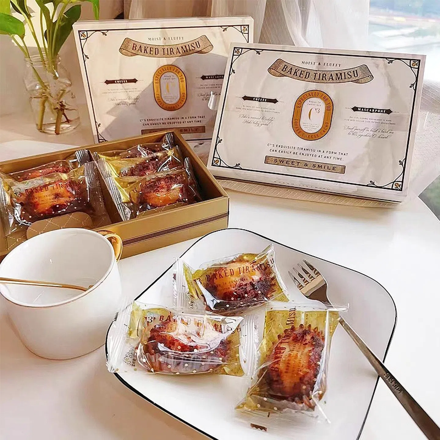 [现货速发]日本零食C3烤提拉米苏巧克力夹心蛋糕点心进口甜品礼盒