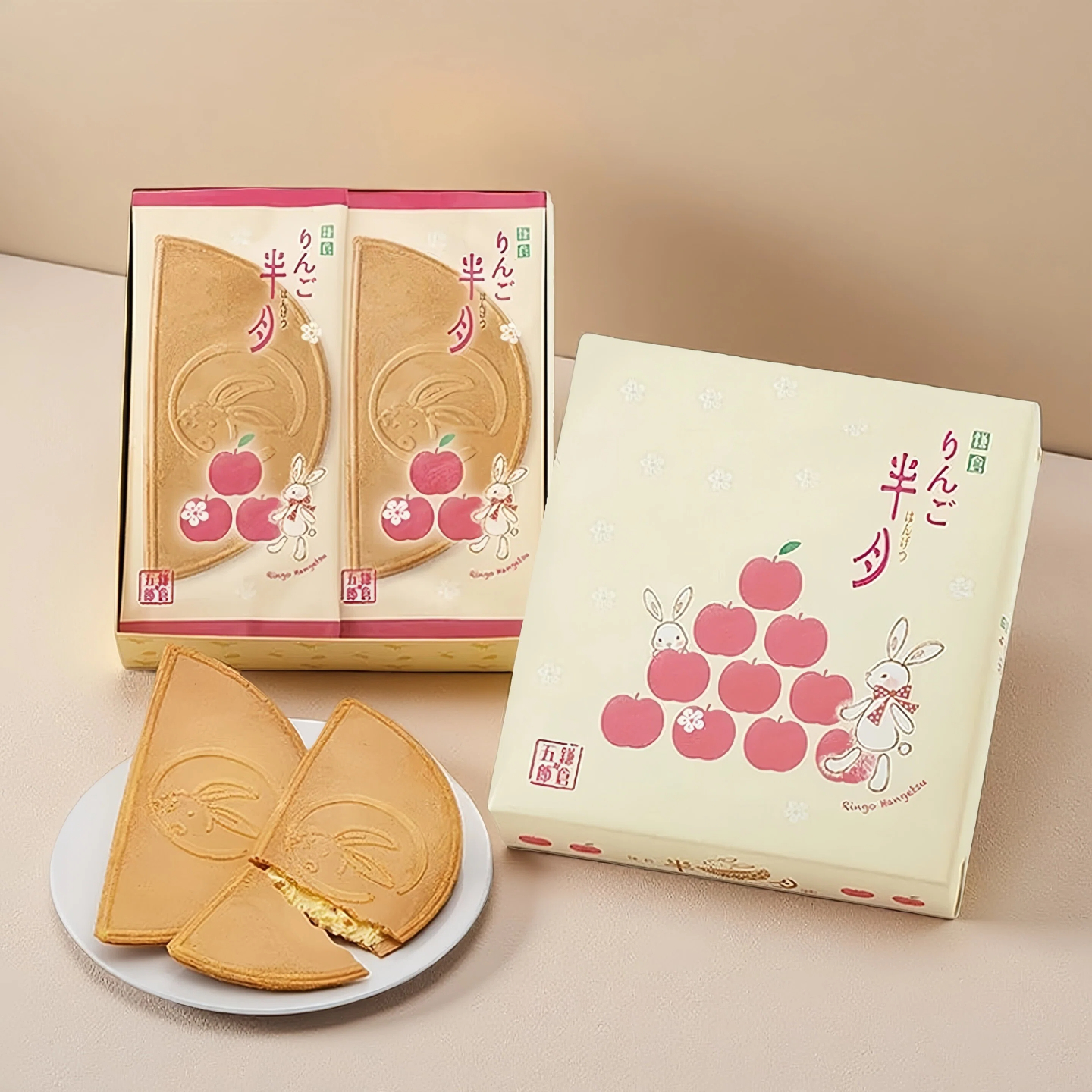 日本镰仓半月 水蜜桃苹果抹茶焦糖夹心饼干进口零食点心礼品盒