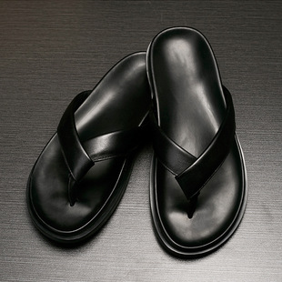 2026人字拖鞋春夏新款真皮男士潮流防滑休闲夹脚沙滩鞋时尚凉拖男