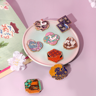 故宫角楼咖啡原创瑞兽吉祥纹徽章饰品创意文创周边精致收藏卡磁吸