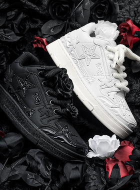 Kaalixto&Beaster同款系列白色浮雕款星星鞋低帮厚底情侣休闲板鞋