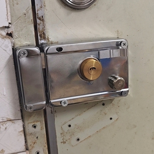 防撬宿舍锁具卧室不锈钢入户门大门普通铁门木门家用通用型房门锁