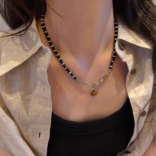 十里间【很想把这款卖好】黑白熊猫配色串珠项链百搭锁骨链