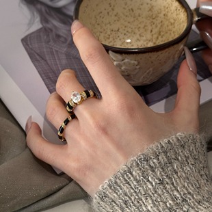 十里间【黑金撞色】法式红谷金色拉丝黑色釉彩戒指老钱风珐琅指环