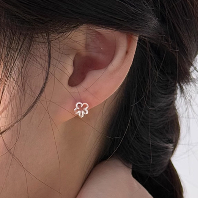 十里间【纯银｜缠绕花朵】甜美清新镂空s990花花耳钉百搭少女耳环